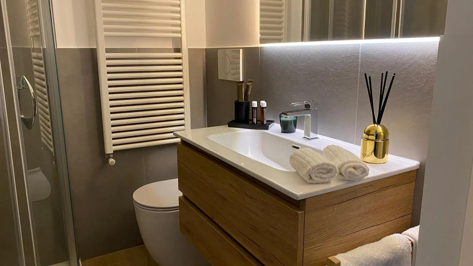 ミラノLa Casa Di Gabriellaアパートメント ミラノ